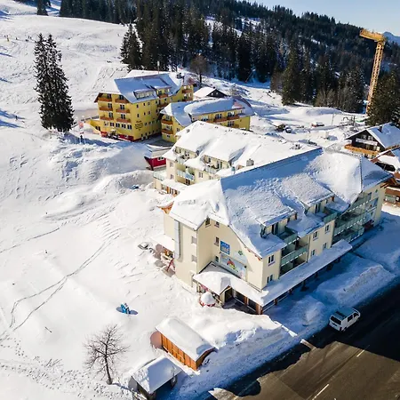 109 Ski-in Ski-out 아파트
